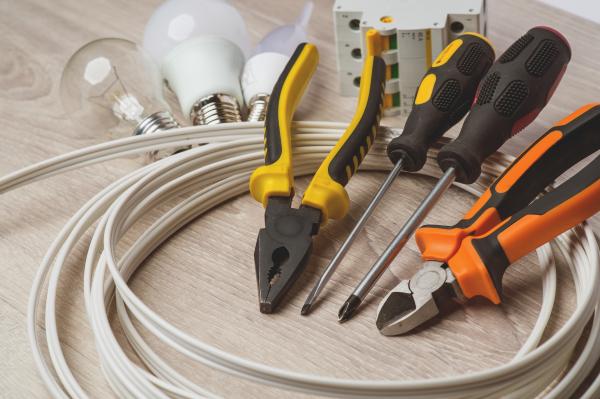Electrician tools displayed on table